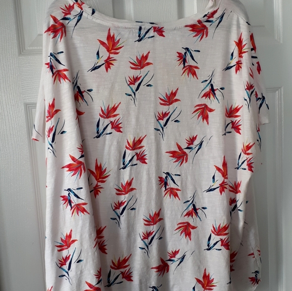 4XL top - Picture 2 of 6